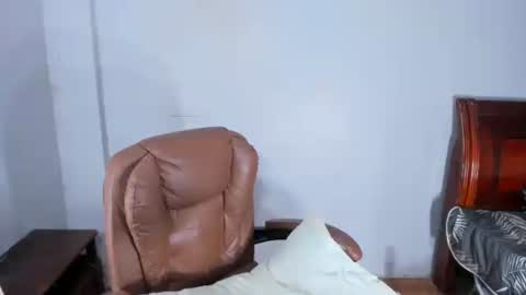 carla_bigcock09 online show from 03-28-26, 09:47