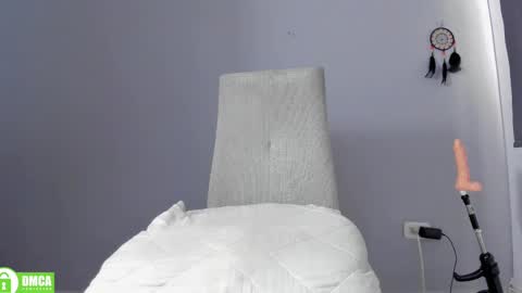 Snapshot of carla_rossi chatting on 03-12-25, 05:17 Carla online show from 03-12-25, 05:17