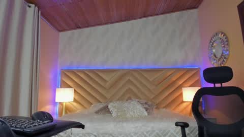 Snapshot of carla_santini chatting on 01-10-25, 10:57 Carla Santini online show from 01-10-25, 10:57