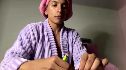 Snapshot of carla_santini chatting on 01-22-25, 11:45 Carla Santini online show from 01-22-25, 11:45