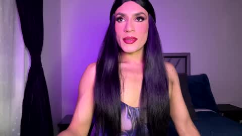 Snapshot of carla_santini chatting on 02-10-25, 11:34 Carla Santini online show from 02-10-25, 11:34