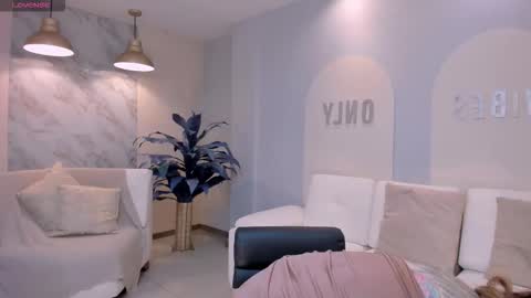 Carla Bunnis online show from 12-02-25, 12:10