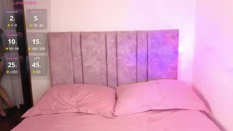 Snapshot of carlajaeger chatting on 05-25-26, 06:30 carla online show from 05-25-26, 06:30