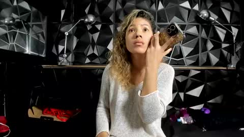 Snapshot of carlamarrinson chatting on 12-15-24, 09:20 carlamarrinson online show from 12-15-24, 09:20