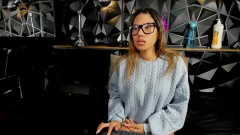 Snapshot of carlamarrinson chatting on 02-09-25, 10:09 carlamarrinson online show from 02-09-25, 10:09