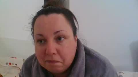 Snapshot of carlaruth chatting on 10-28-25, 05:04 Carlaruth online show from 10-28-25, 05:04