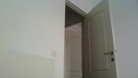 Snapshot of carlaruth chatting on 10-29-25, 05:10 Carlaruth online show from 10-29-25, 05:10