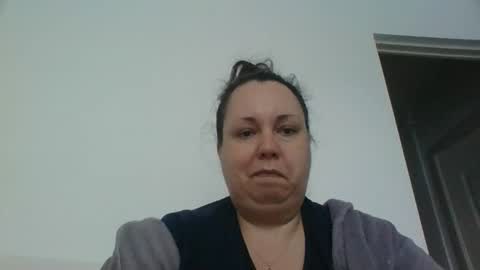 Snapshot of carlaruth chatting on 10-30-25, 05:20 Carlaruth online show from 10-30-25, 05:20