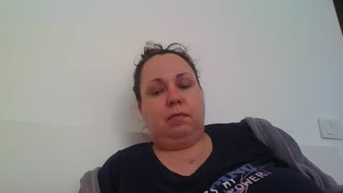 Snapshot of carlaruth chatting on 10-31-25, 05:30 Carlaruth online show from 10-31-25, 05:30