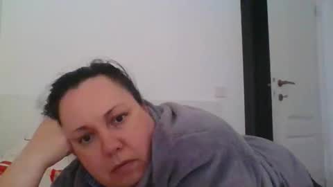 Snapshot of carlaruth chatting on 11-03-25, 04:52 Carlaruth online show from 11-03-25, 04:52