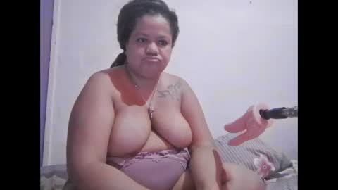 Snapshot of carlasofiabrasil chatting on 11-05-25, 11:38 CARLA BRASILERA REYNA DEL FETICHE online show from 11-05-25, 11:38