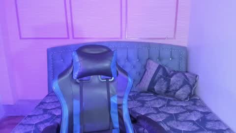 Snapshot of carlie_mayer chatting on 01-15-25, 11:10 CARLYE online show from 01-15-25, 11:10