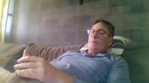 Snapshot of carlonebraska112233 chatting on 10-15-25, 07:41 carlonebraska112233 online show from 10-15-25, 07:41