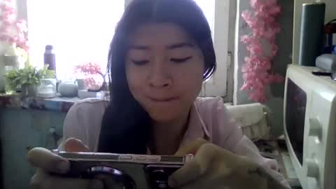 CarlyJoy online show from 04-11-26, 09:46