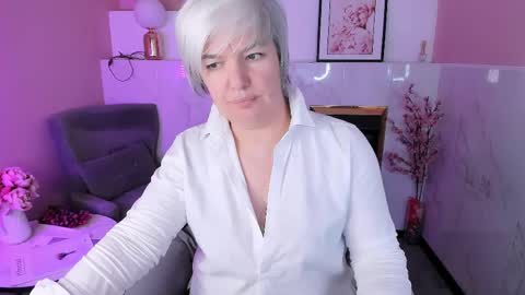 Carmen online show from 04-11-26, 07:45