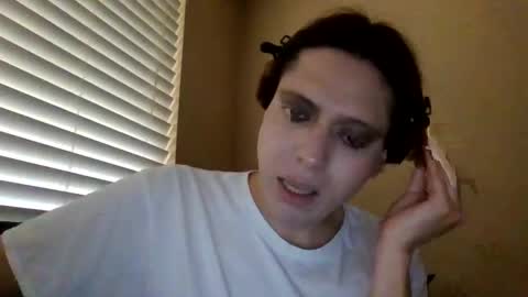 Brooke online show from 04-18-26, 10:10