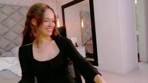 caro_adams1 online show from 02-03-26, 11:21