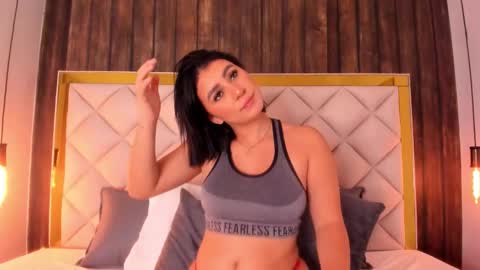 Snapshot of caro_giraldo_ chatting on 11-27-25, 12:07 caro_giraldo_ online show from 11-27-25, 12:07