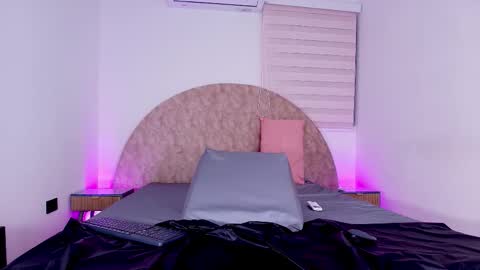 Snapshot of caro_loving chatting on 02-15-26, 03:03 caro online show from 02-15-26, 03:03