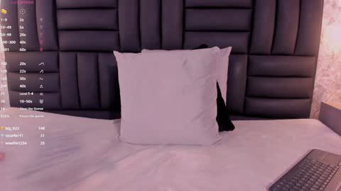 Snapshot of caro_martinezz chatting on 01-03-25, 07:38 online show from 01-03-25, 07:38