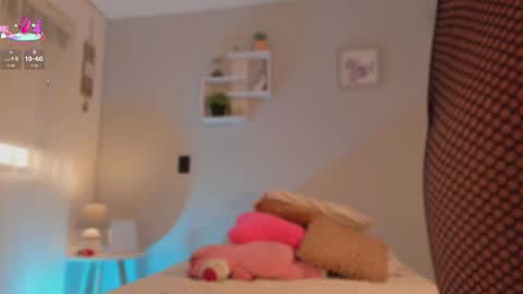 Snapshot of caro_sanchezz chatting on 02-07-26, 12:42 caro_sanchezz online show from 02-07-26, 12:42