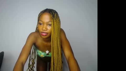 caroline online show from 11-17-25, 04:29