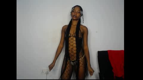caroline online show from 05-23-26, 04:18