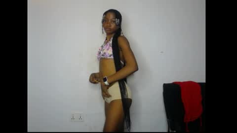 caroline online show from 06-04-26, 09:04
