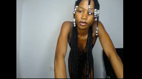 Snapshot of carobaby8 chatting on 06-12-26, 04:44 caroline online show from 06-12-26, 04:44