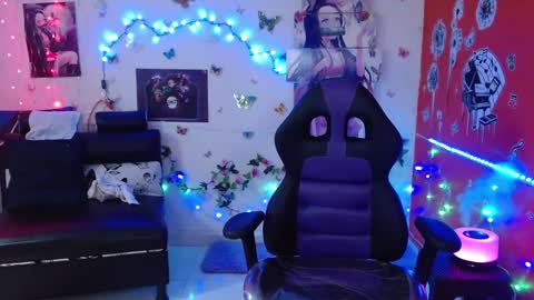 Carolina online show from 01-18-25, 02:03