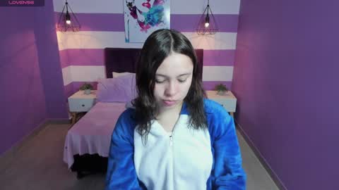 Carol  online show from 01-07-25, 04:08