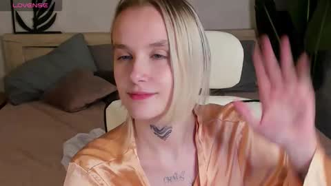 Snapshot of carolin_miller chatting on 11-09-25, 09:18 Carol online show from 11-09-25, 09:18