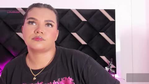 carolina_evannss online show from 03-18-26, 04:26