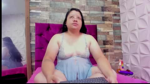 Angie Carolina online show from 02-06-26, 06:44