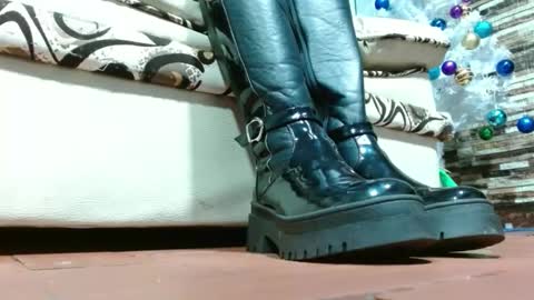 Carolina no nude no show sexual online show from 01-04-25, 11:48