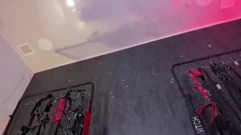 carolina online show from 12-03-25, 08:40