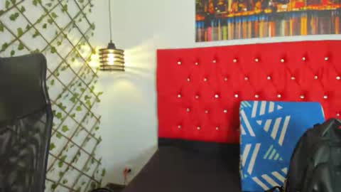 Carolina online show from 09-08-25, 03:55