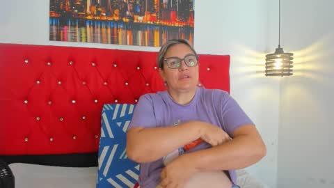 Carolina online show from 12-14-25, 04:56