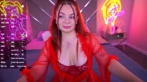 Snapshot of carolinadia chatting on 11-23-25, 08:19 carolinadia online show from 11-23-25, 08:19