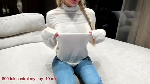 Snapshot of carolinaherera chatting on 12-28-24, 02:21 Lina.I will online 1 December online show from 12-28-24, 02:21