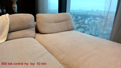 Snapshot of carolinaherera chatting on 01-17-25, 11:06 Lina.I will online 1 December online show from 01-17-25, 11:06