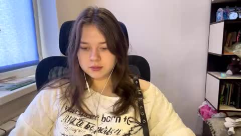 Snapshot of carolindueno chatting on 03-03-26, 07:36 carolindueno online show from 03-03-26, 07:36