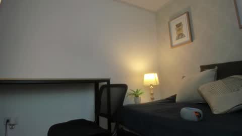  Caroline  online show from 02-06-26, 11:24