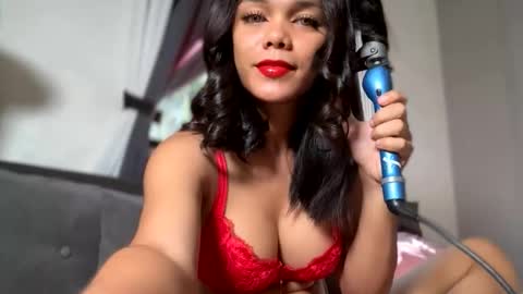 caroline_east online show from 04-04-26, 12:42