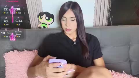 caroline_foster1 online show from 07-16-26, 12:22