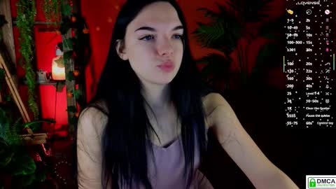 Snapshot of caroline_hey chatting on 10-22-25, 02:06 Mary and Carol online show from 10-22-25, 02:06