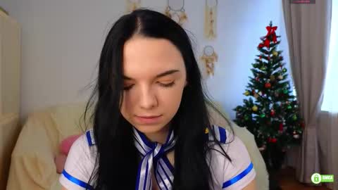 Snapshot of caroline_hey chatting on 02-13-26, 12:12 Mary and Carol online show from 02-13-26, 12:12