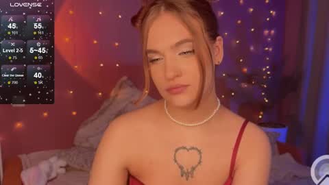 Snapshot of caroline_kiparis chatting on 03-01-25, 02:48 Caro online show from 03-01-25, 02:48