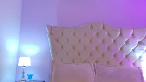 Snapshot of caroline_nasty__ chatting on 05-27-26, 01:57 Caroline online show from 05-27-26, 01:57
