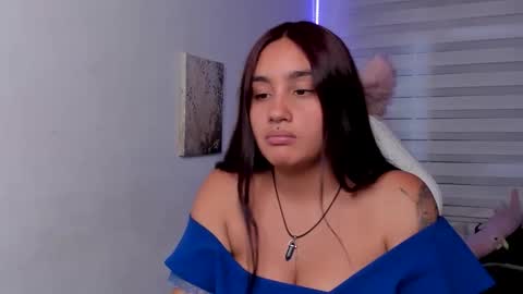 Snapshot of caroline_rodriguez_9 chatting on 06-04-26, 07:20 caroline_rodriguez_9 online show from 06-04-26, 07:20